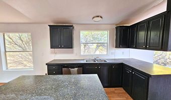 55 N Country Club Dr, Concho, AZ 85924