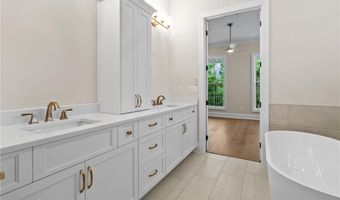 5205 Bandolino Ln, Peachtree Corners, GA 30092