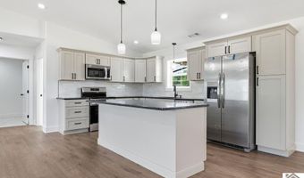 389 Washington Dr, Almo, KY 42020