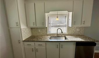 4668 Emerald Willow Dr, Acworth, GA 30101