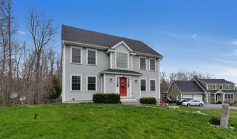 58 Village Place Dr, Barrington, NH 03825