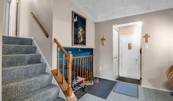 203 Robin Rd, Amherst, NY 14228