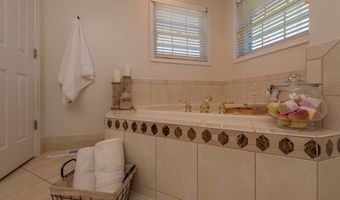 5265 BEAR HOLLOW Ln, Amissville, VA 20106
