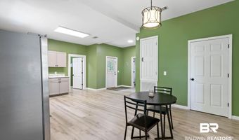 211 S Presley St, Atmore, AL 36502