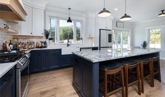 41 Wintergreen Way, Glocester, RI 02814