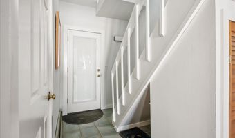 72 Lakeview Ter Unit D, Burlington, VT 05401