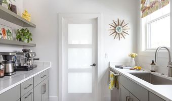 150 Alfred Drowne Rd, Barrington, RI 02806