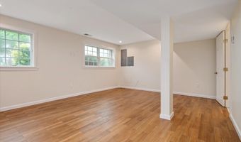 100 CARROLL Dr, Annapolis, MD 21403