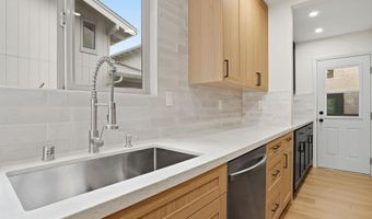 2011 Dolphin Dr, Aptos, CA 95003