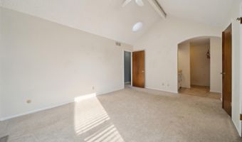 3 Belmont Ct, Augusta, KS 67010