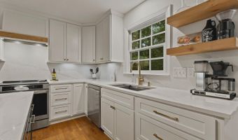 1013 New Chester Ct, Apex, NC 27502