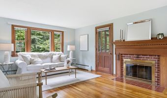 2 Winter St, Acton, MA 01720