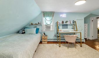 64 N Amherst Rd, Bedford, NH 03110