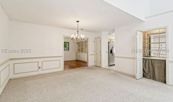 17 Dewberry Ln, Hilton Head Island, SC 29928
