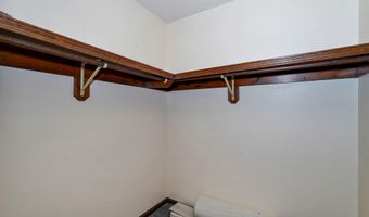 19038 Farm Road 2020, Aurora, MO 65605