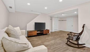 5225 ELLIOTT Rd, Bethesda, MD 20816