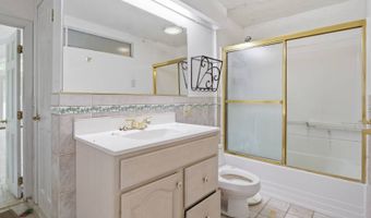 7 Page Rd, Bedford, MA 01730