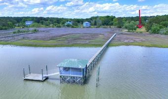 7919 Pelican Bay Dr, Awendaw, SC 29429