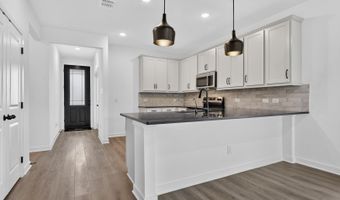 116 Peeps Ct, Adkins, TX 78101