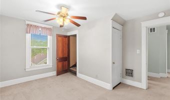 3302 College Ave, Alton, IL 62002