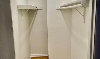 6429 RICHMOND Hwy #201, Alexandria, VA 22306