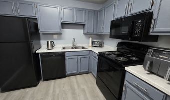 2211 Cromwell Hills Dr 2211, Cromwell, CT 06416