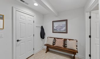 7087 DICK WOODS Rd, Afton, VA 22920