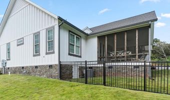 111 VILLAGE Cir, Anniston, AL 36207