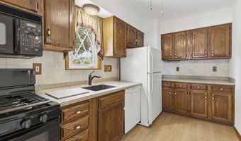 1316 PINE GROVE Ave, Baltimore, MD 21237