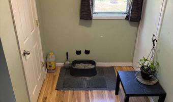 216 4th St E, Bottineau, ND 58318