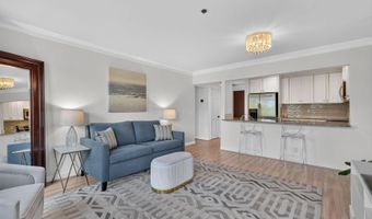 125 N LEE St Dh407, Alexandria, VA 22314
