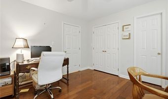 965 Knoll Crest Ct, Alpharetta, GA 30004