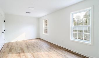 80 South St 105, Bethel, CT 06801