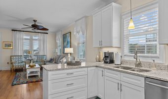 112 Lee Dr A, Atlantic Beach, NC 28512