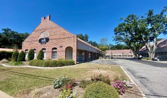 2318 Pass Rd 7a, Biloxi, MS 39531