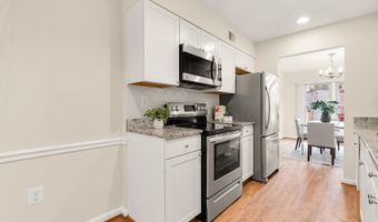 19 SHAGBARK Ct, Rockville, MD 20852