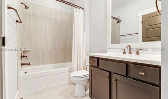 302 Castaway Dr, Bluffton, SC 29910