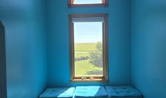 19417 S 5th Dr, Beatrice, NE 68310