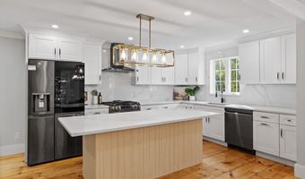 23 Harvard Rd, Bolton, MA 01740