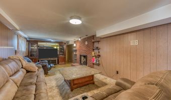 876 NE Falcon Dr, Abingdon, VA 24210