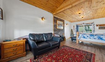 6334 Marina Dr, Algonac, MI 48001