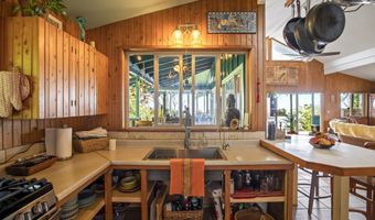 7953 Hana Hwy, Haiku, HI 96708