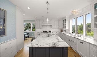 2760 N Territorial Rd W, Ann Arbor, MI 48105