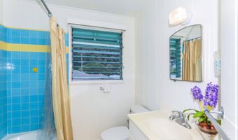 149 Hiolani Pl, Honolulu, HI 96813