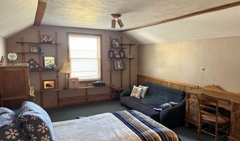 1936 S ADAMS St, Appleton, WI 54915