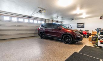 2712 W FALLEN OAK Dr, Appleton, WI 54913