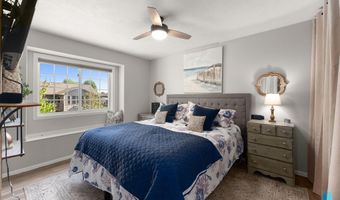 2612 E Sunrise Ct, Brandon, SD 57005