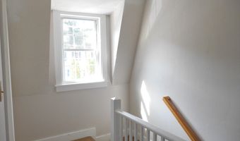 23 Trafalgar Sq 23, Barre, MA 01005