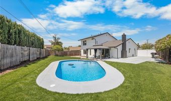 4858 E Mckay Cir, Anaheim, CA 92807