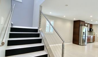 98-1810 Kaahumanu St 3, Pearl City, HI 96782